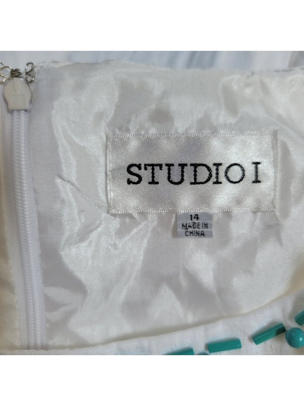 Studio I White Sleeveless Sheath Dress with Beading Size 14 EUC - Picture 5 of 12